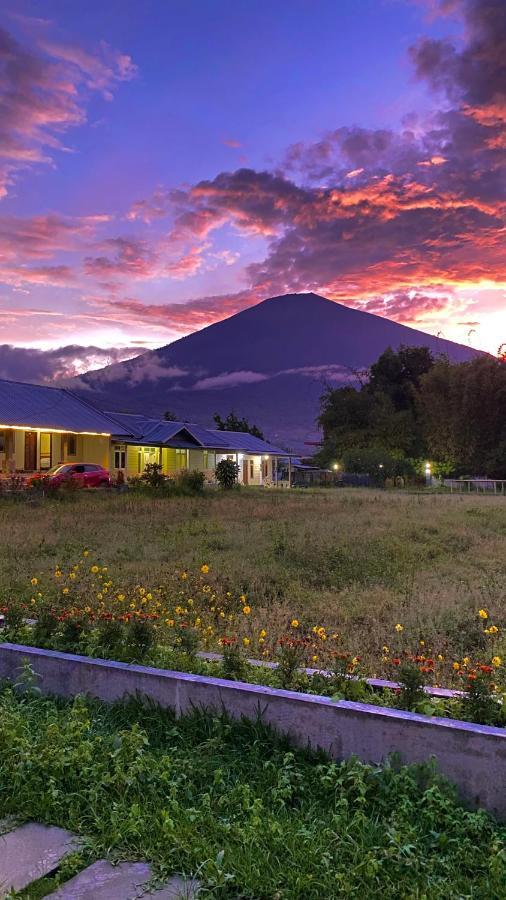 Rautani Sembalun Sembalunlawang Exterior foto